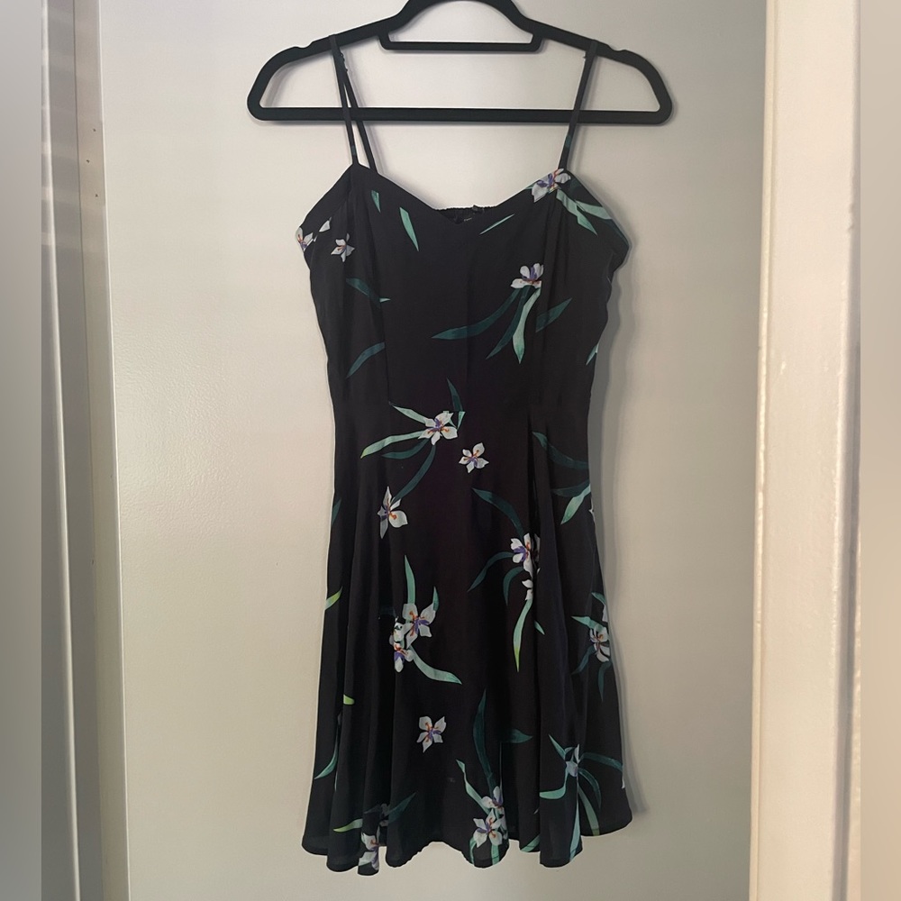 Women’s Cotton On tropical sweetheart floral dress 🌺